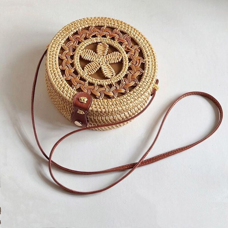 Handwoven Rattan Round Crossbody Bag with Magnetic Closure, Boho Straw Purse for Women, 8" Diameter