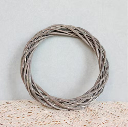 Handwoven Willow Wreath Garland, Festive Holiday Decor, Wedding & Window Display, Natural Willow Vine, Seasonal Door Hanging Decoration