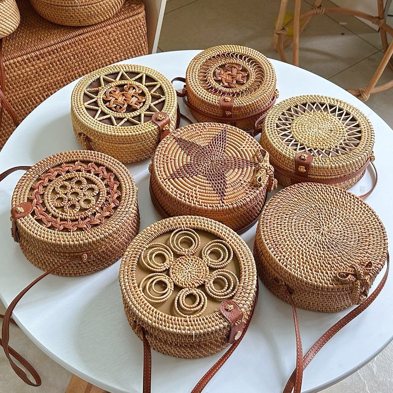 Handwoven Rattan Round Crossbody Bag with Magnetic Closure, Boho Straw Purse for Women, 8" Diameter